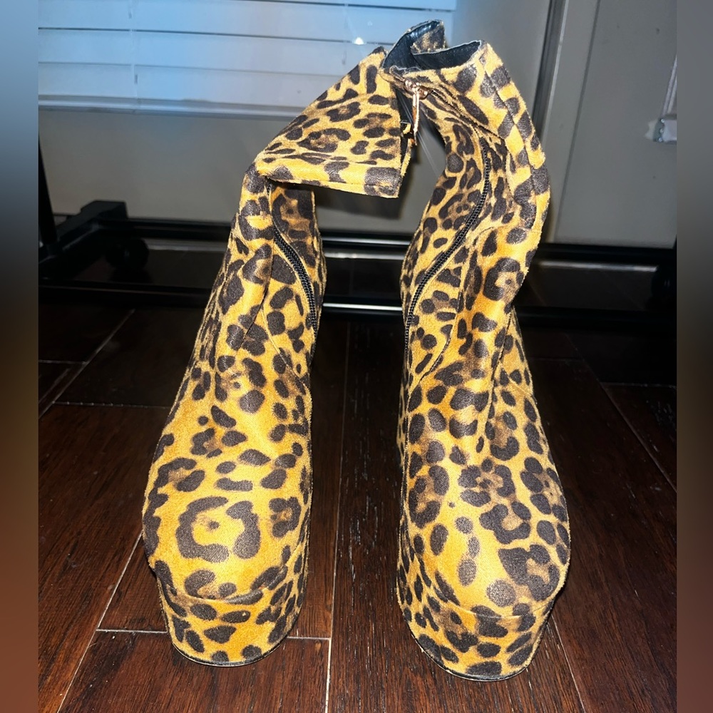 Cheetah Print Platform Boots